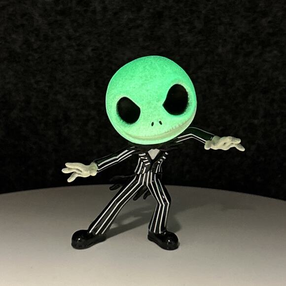 Jada Toys Metalfigs Jack Skellington Glow in the Dark Nightmare Before Christmas - Picture 1 of 10